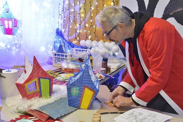 Izrada Nikolinih kucica