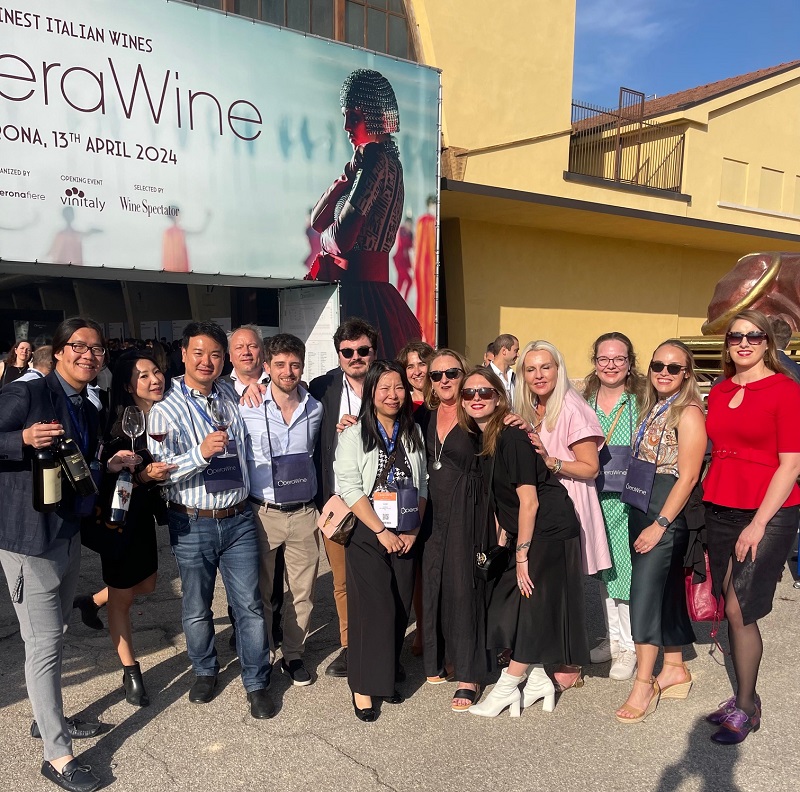 s kolegama na Opera Wine