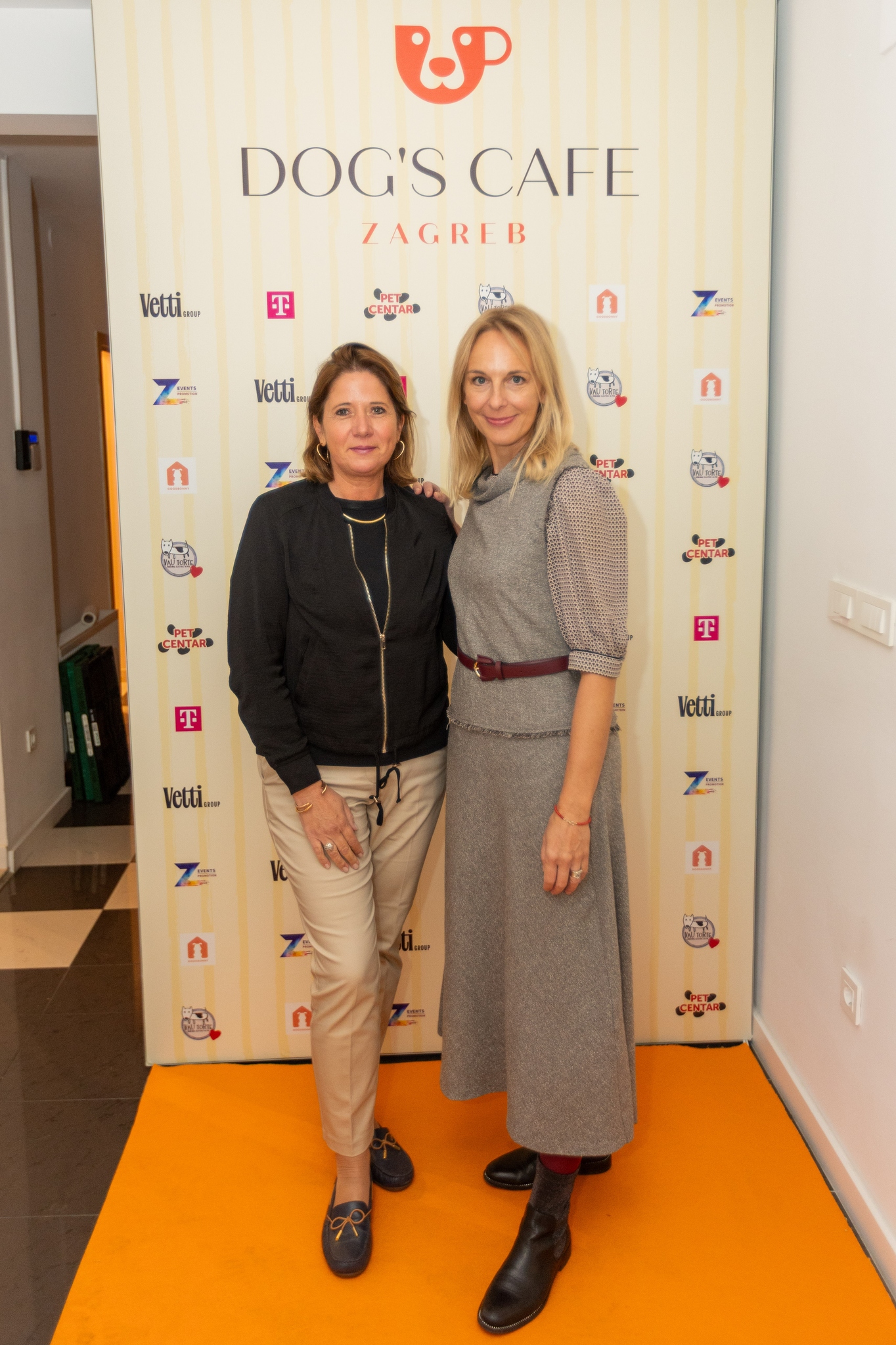 28 Organizatorice Zrinka Jelić Belinić i Petra Turkulin Odak