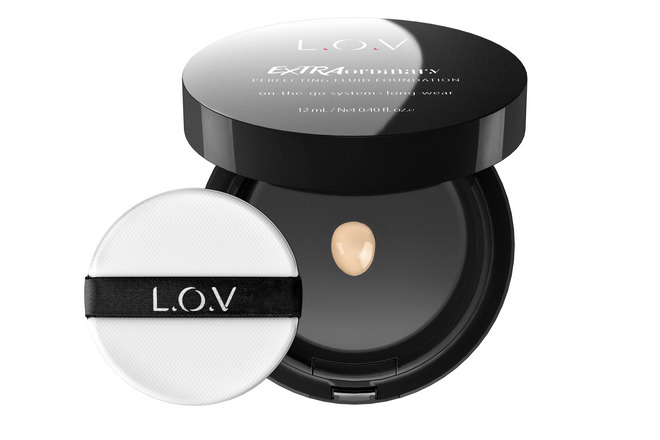 4251232269864 LOV LOV GLOWRIOUS highlighting bronzing palette 010 Image Open os 300dpi