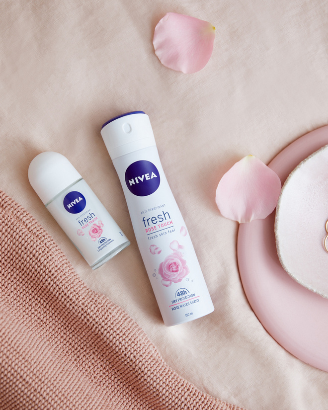 NIVEA Rose Touch DEO