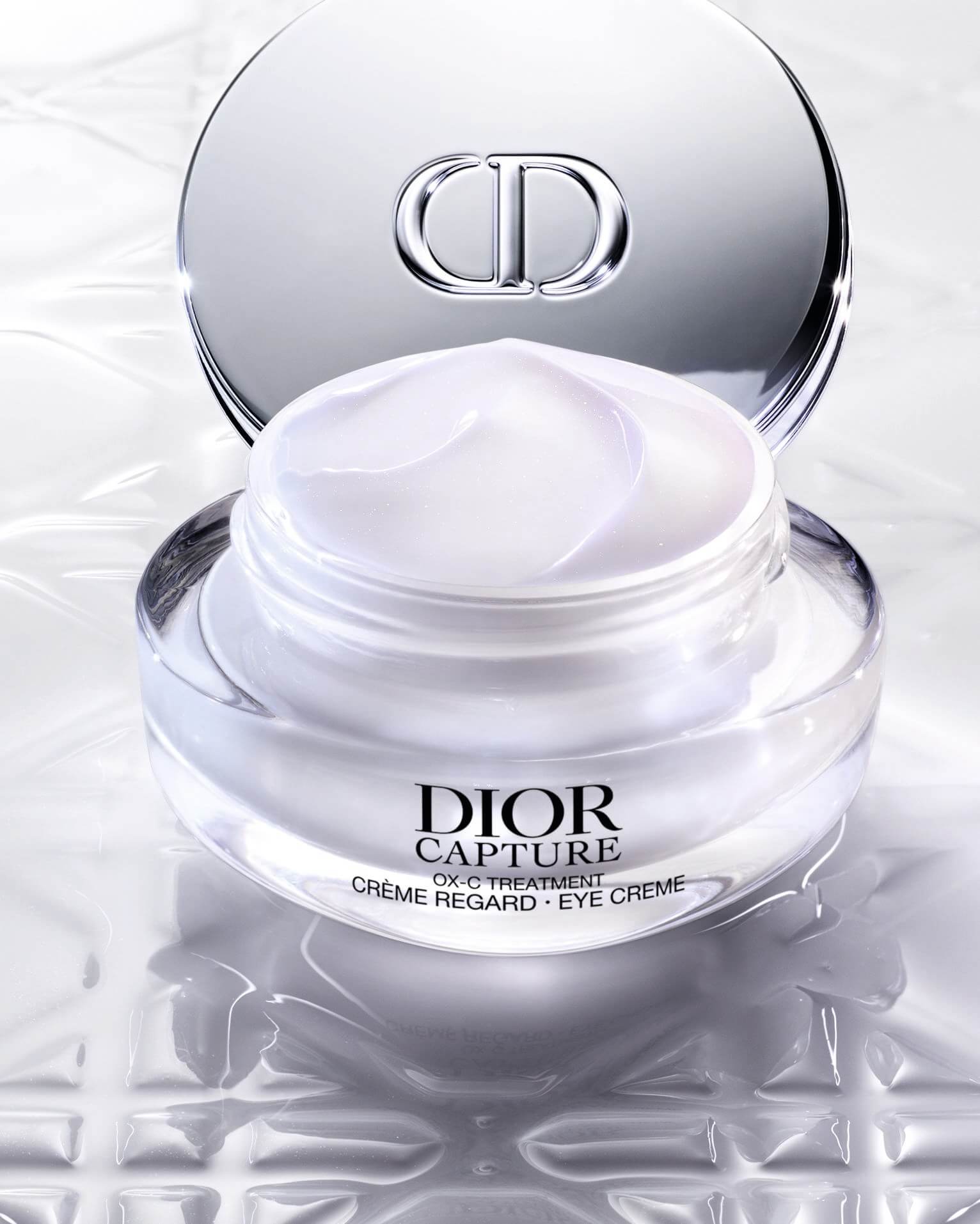 S699 CAPTURE PRO COLLAGEN SHOT S2 25 D14E CREME REGARD TEXTURE CROP SW F39