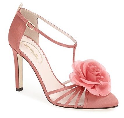 sjp-sarah-jessica-parker-shoe-collection-photos23 cr