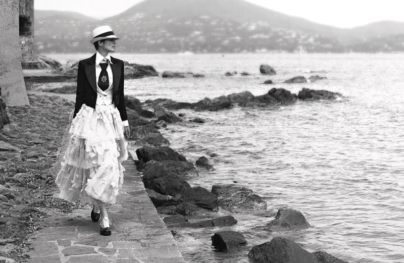 Chanel-Cruise-2017-Campaign03