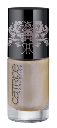 Catr Revoltaire UNL02