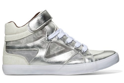 NEW YORKER 17 696 cr