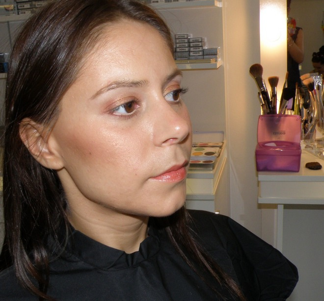 MAKEUP1 cr