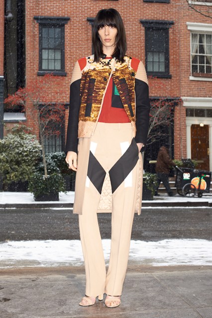 Givenchy 002 2000 426x639
