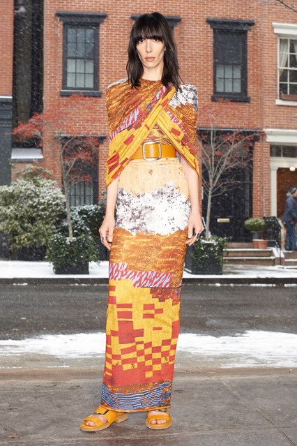 Givenchy 005 2000 426x639
