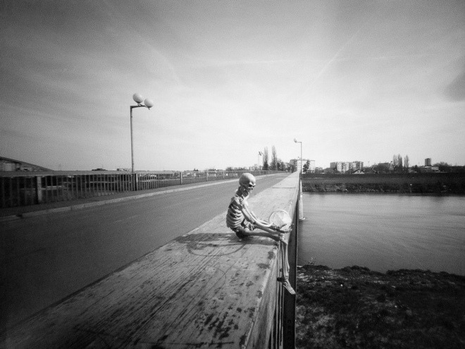 Janko-Kristalno bacanje u Savu