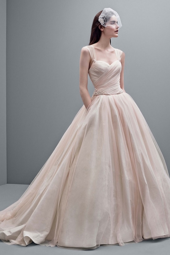 vera-wang-fall-2014-bridal-dresses4