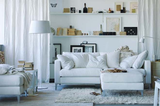 White-living-room cr