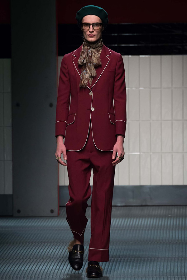 Gucci-Womens-FW15-Catwalk-Show-18