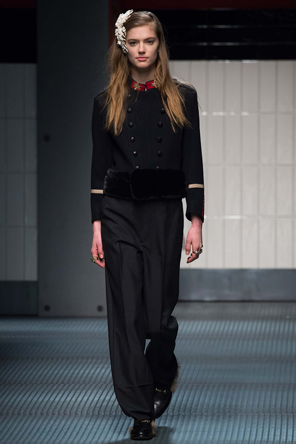 Gucci-Womens-FW15-Catwalk-Show-21