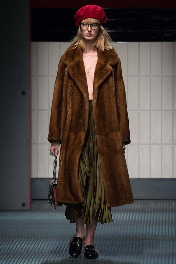 Gucci-Womens-FW15-Catwalk-Show-24