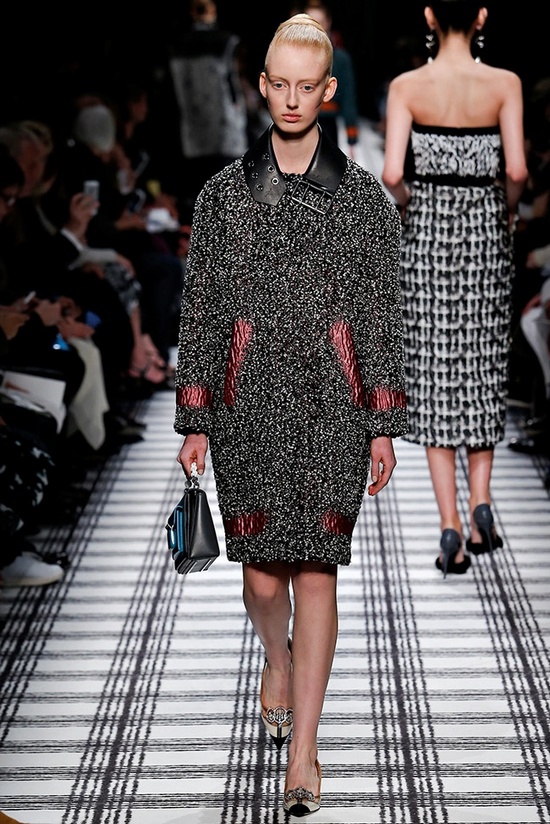 balenciaga-fall-winter-2015-runway15