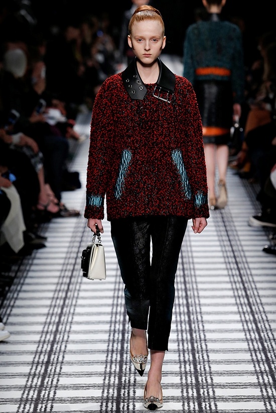 balenciaga-fall-winter-2015-runway17