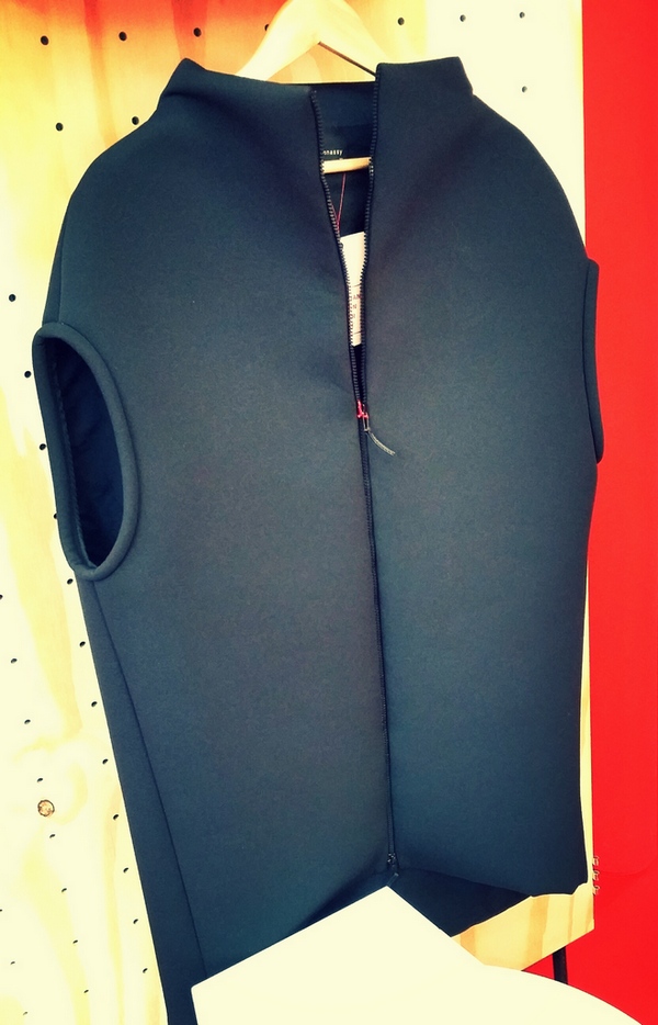 CRO DES SUPERSTORE 100