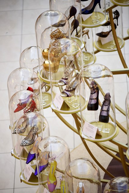 We Love Shoes