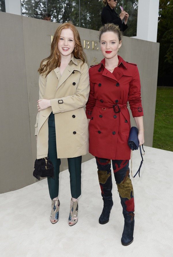 ELLIE BAMBER I HOLLIDAY GRAINGER