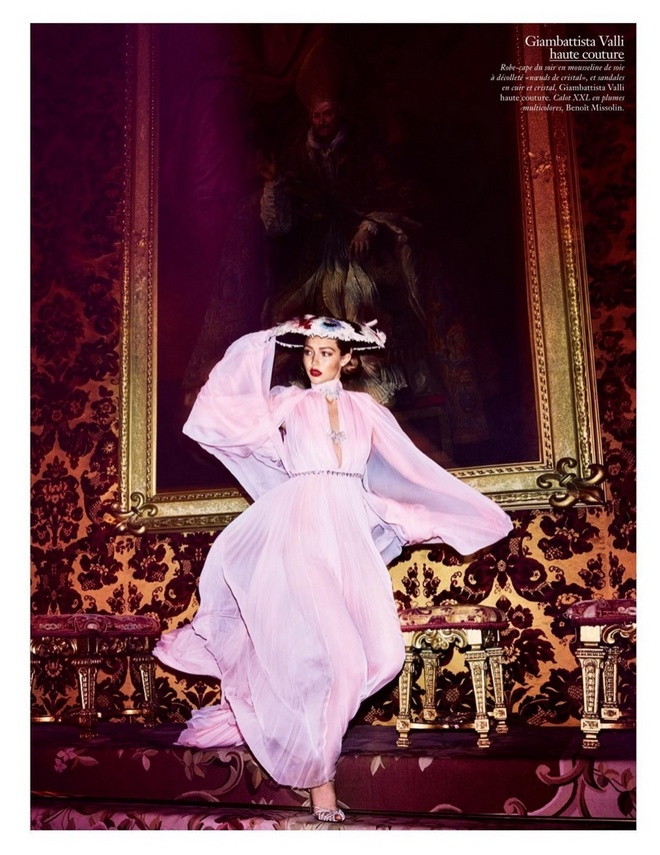 Gigi-Hadid-Vogue-Paris-2016-Cover-Photoshoot05