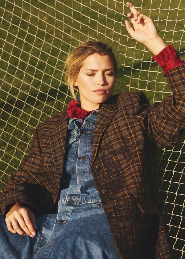 Hana Jirickova Editorial02