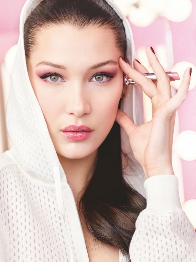 Bella Hadid Dior Lipstick Campaign02
