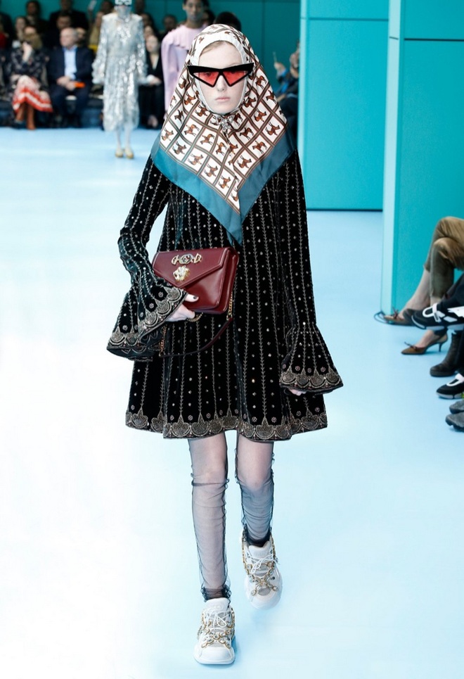 Gucci Fall Winter 2018 Runway01