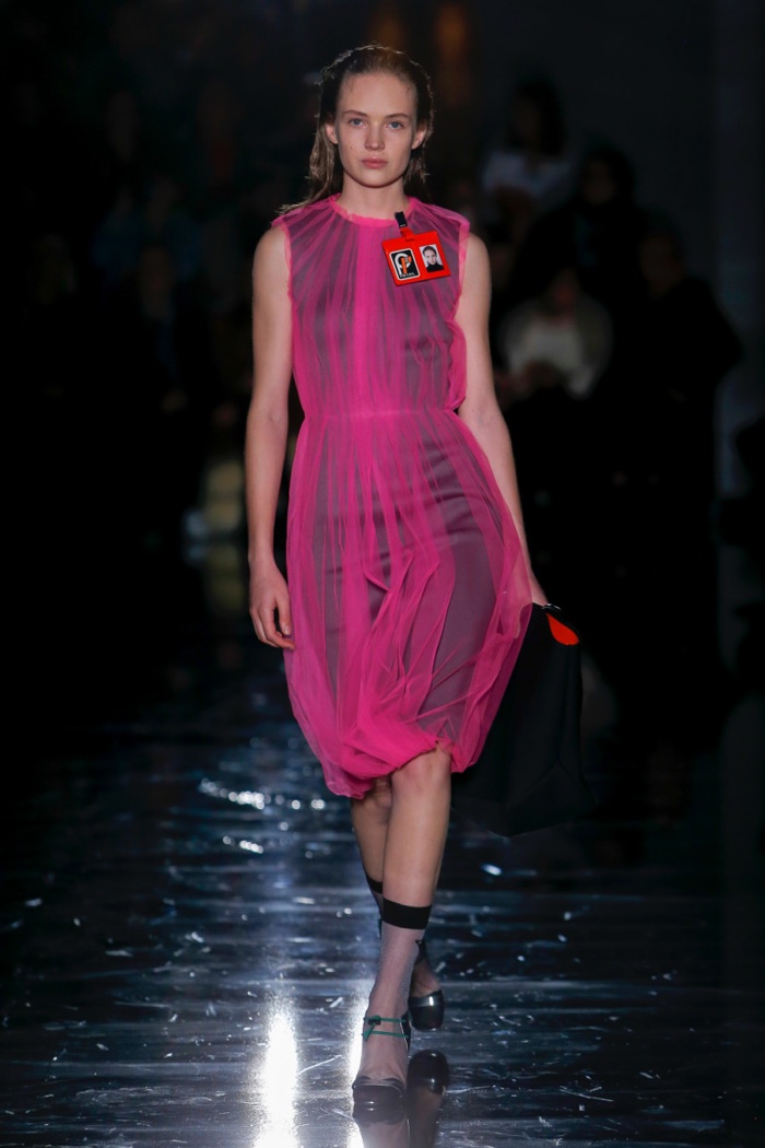 Prada Fall Winter 2018 Runway08