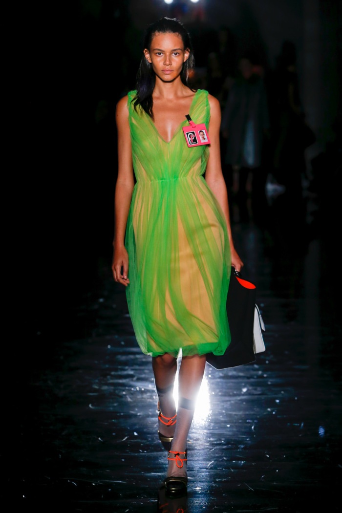 Prada Fall Winter 2018 Runway08