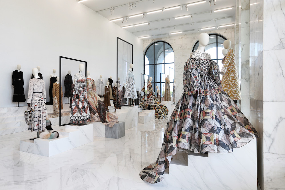 01 FENDI Couture FW19 20 The Dawn Of Romanity Exhibition at PDCI