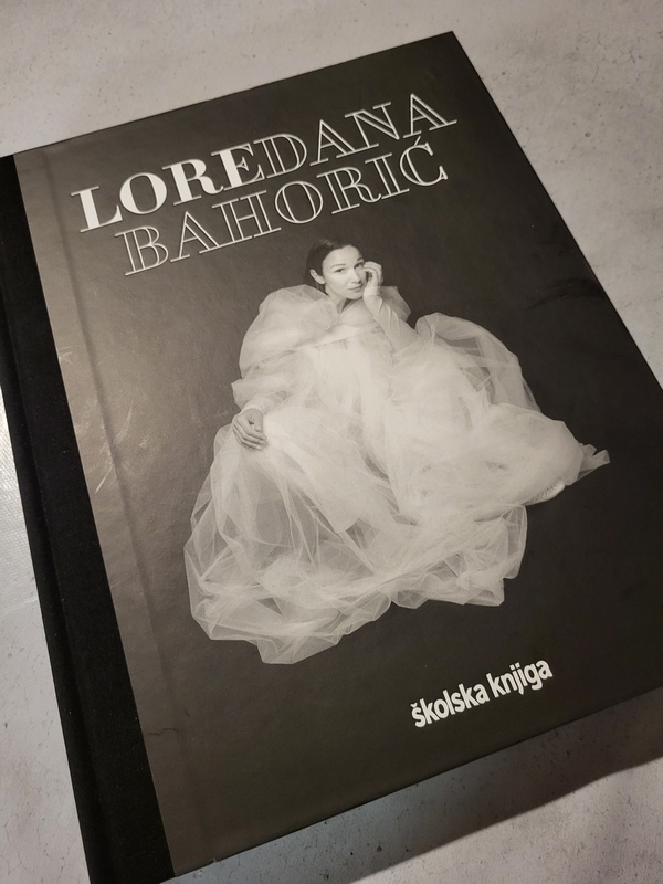 LOREDANA BAHORIĆ – 35 godina modnog stvaralaštva // 10 činjenica o fantastičnoj monografiji
