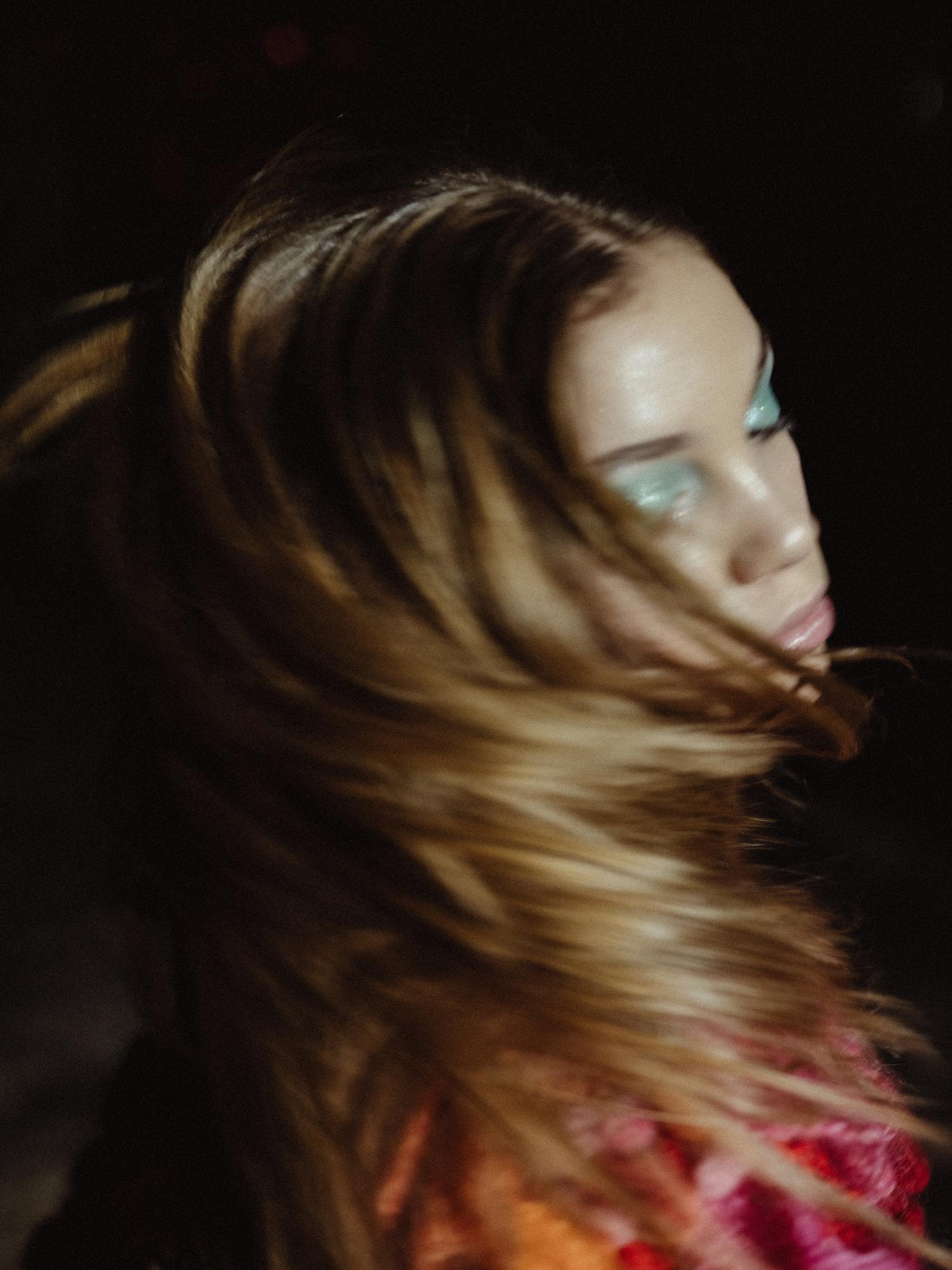 Svjetla pozornice 143