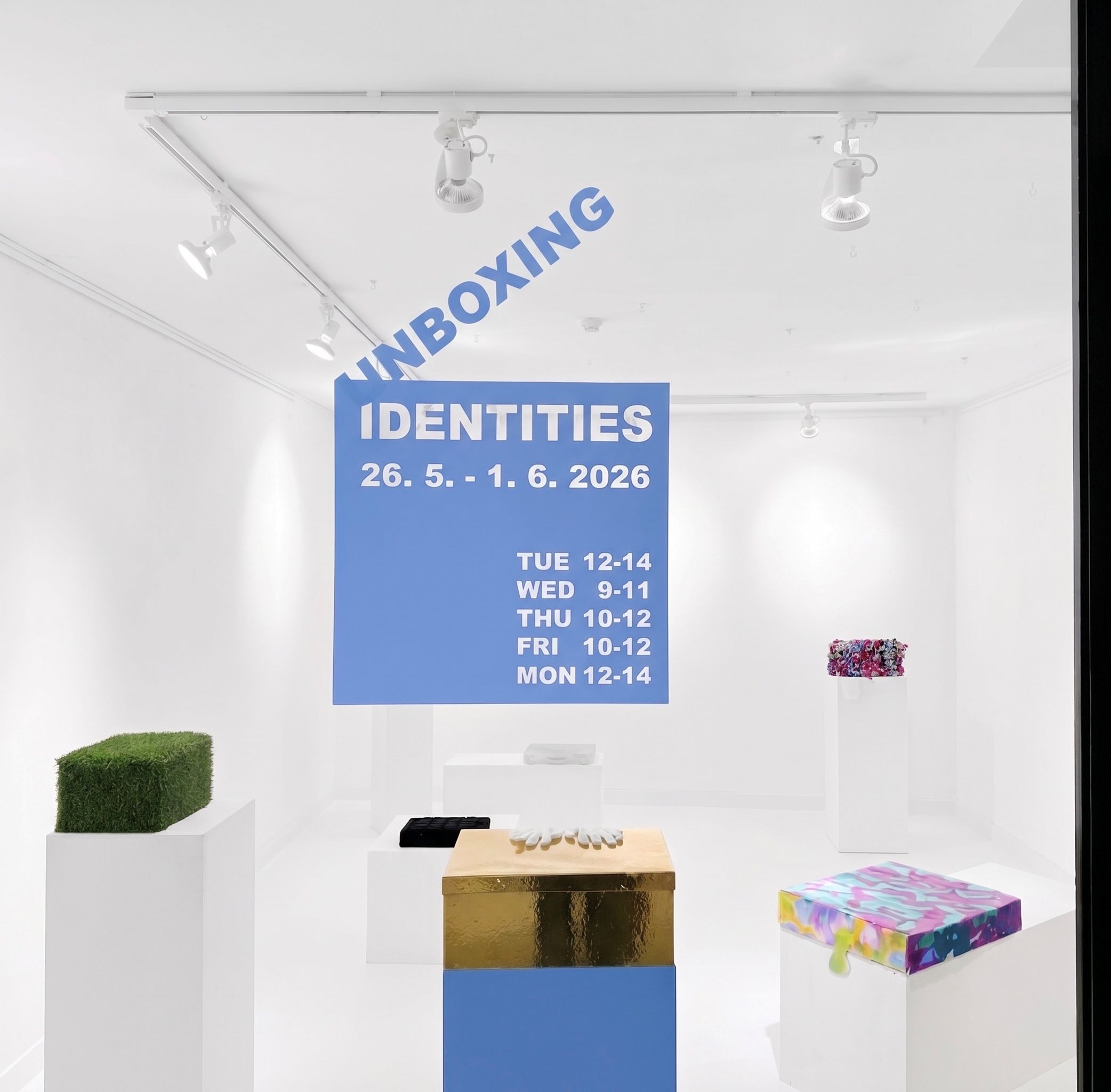 Izložba „Unboxing Identities“ u TTF Galeriji # arhitektura identiteta kroz proces, materijal i modni arhiv