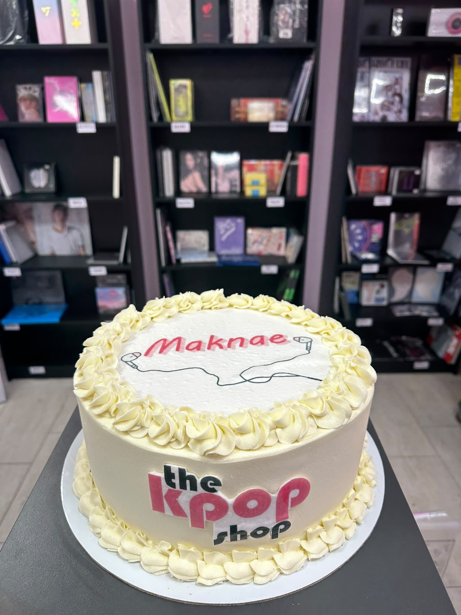 Maknae K pop trgovina3