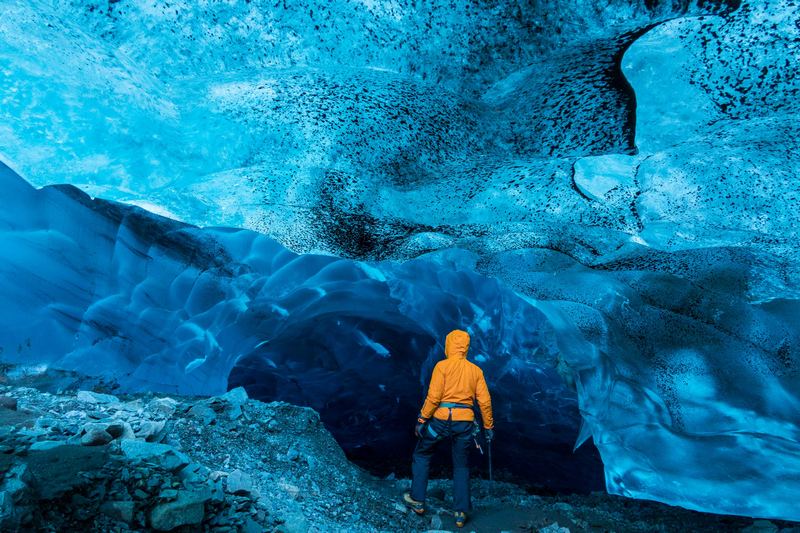 Sony Guides Ice Caves-1