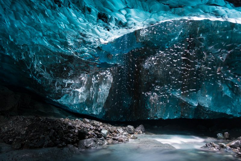 Sony Guides Ice Caves-3