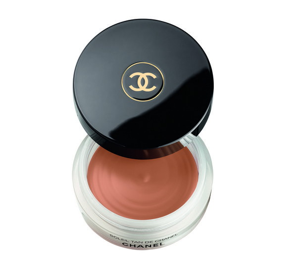 Avon Glow broncane perle za lice 90kn