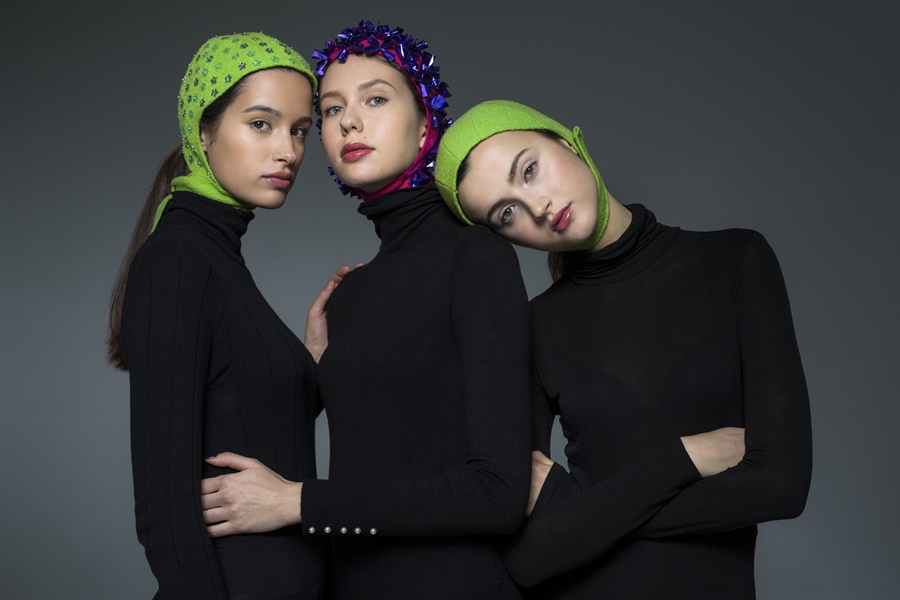 1950s Fashion Swimming Caps in Vogue2