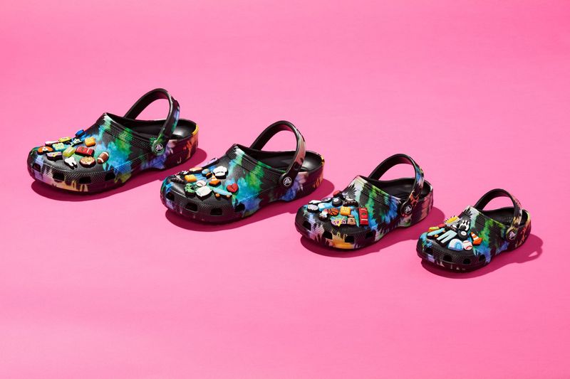 GROUP CLASSIC TIE DYE GRAPHIC CLOG