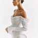 eNVy room bridal // blaga, skulpturalna silueta koja otvara ramena i dekolte